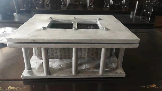 Molde de EPS para piezas y componentes de forma personalizada en el sector del embalaje y de la construcción de automóviles