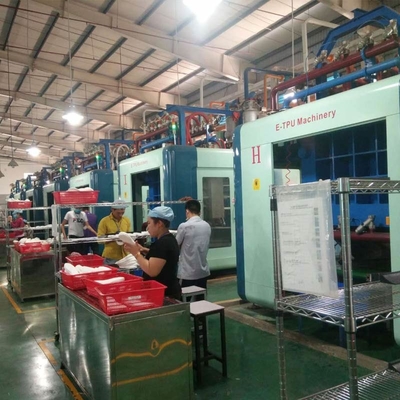 Máquina automática de moldeo de suelas de zapatos ETPU de 380 V